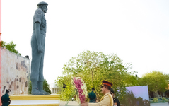 Hasalaka Gamini War Hero Monument